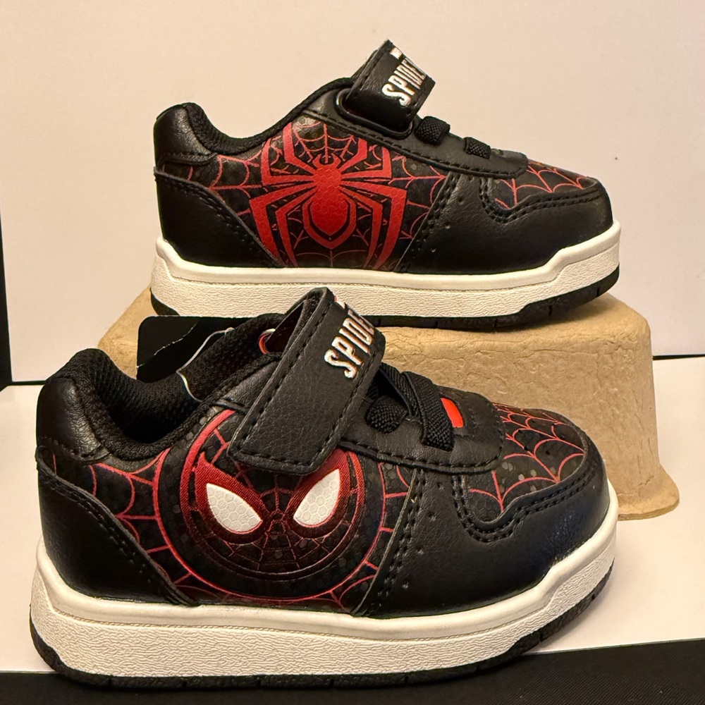 Marvel Spider Man Baby Sneakers Size 6c Black Strap-on Walking Infant Shoes NWT